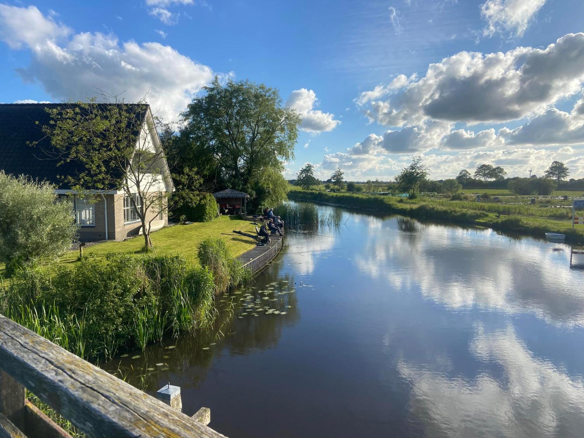 Wetterwillefriesland Wommels Bagian luar foto